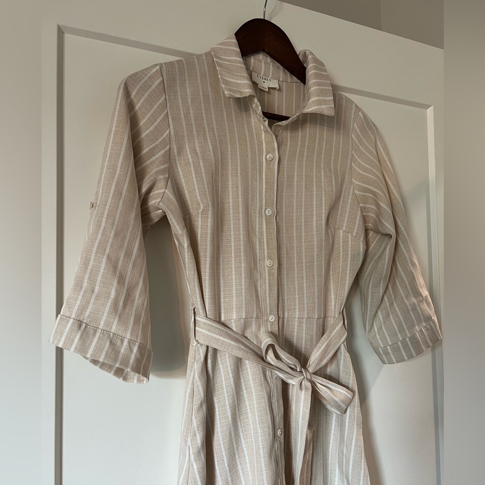 🤍Cream/White Stripe Button-Up Shirt Dress (Size S) - Picture 4 of 16